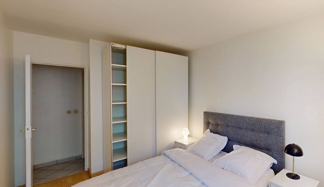 Charming 3-bedroom apartment in delightful Créteil with WiFi