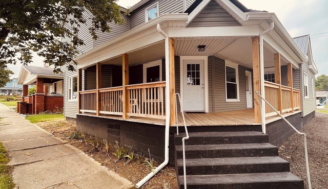 Charming 3-bedroom apartment in cool Dalton with AC, WiFi