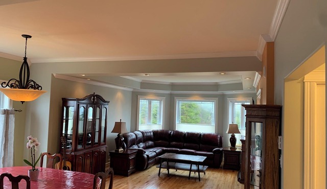 Charming 3-bedroom house with WiFi and AC in Bay Roberts