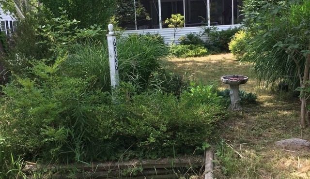 Charming 3-bedroom cottage in enjoyable Douglas with WiFi, AC