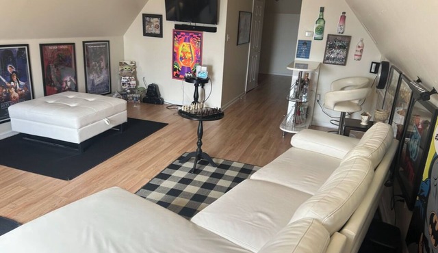 Charming 3-bedroom estate with AC and WiFi in pleasant Horn Lake