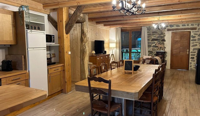 Charming 3-bedroom farmhouse in French Alps for Ski, Cycle and family vacations