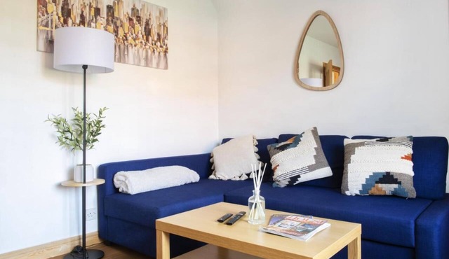 Charming 3-bedroom house with Hot Tub in Nottingham