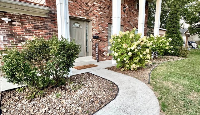 Charming 3-bedroom Home, Eastside Evansville