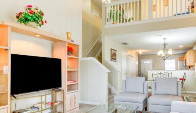 Charming 3-bedroom house in lovely Greensboro with WiFi, AC