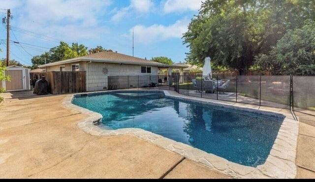 Charming 3-bedroom house close to downtown Sacramento