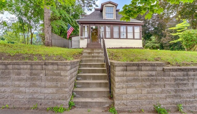 Charming 3-bedroom house in welcoming Saint Paul with AC, WiFi