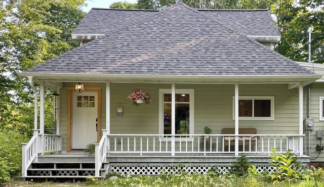 Charming 3-bedroom historic house on Washington Island
