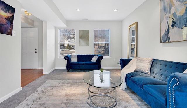 Charming 3-Bedroom House with Large Fenced Backyard & Prime Location