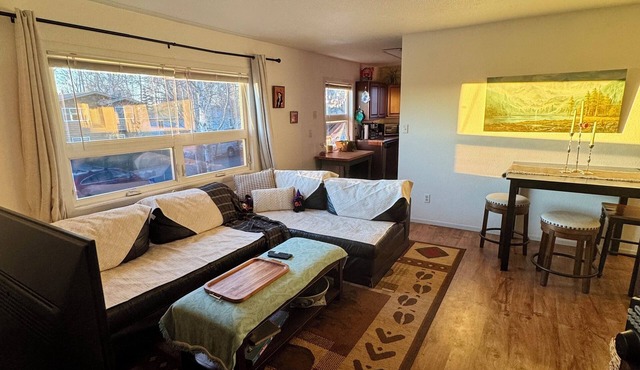 Charming 3 bedroom home in West Side