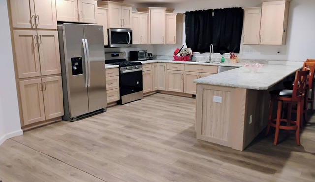 Charming 3-bedroom house in welcoming Jefferson with WiFi, AC