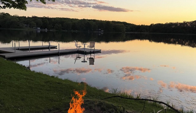 Charming 3-bedroom house perched on Lake Bijou, the Belle of Bijou