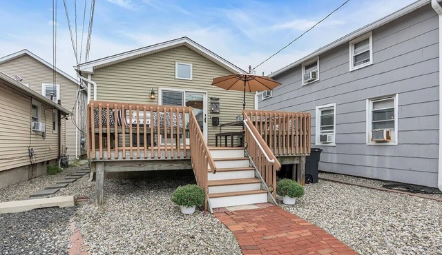 Charming 3-bedroom house 3 blocks from Manasquan beach