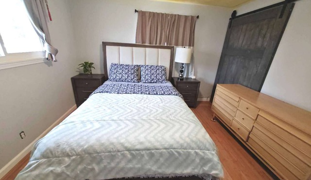 Charming 3-bedroom house with AC and WiFi near RIT & University of Rochester