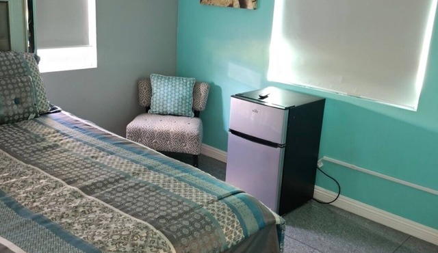 Charming 3-bedroom house with AC and WiFi in delightful San Diego