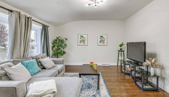 Charming 3-bedroom Home near Philadelphia