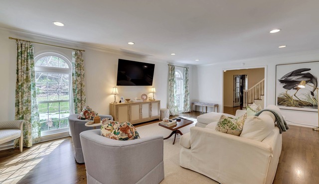 Charming 3-bedroom home 3 miles from national in desired neighborhood.