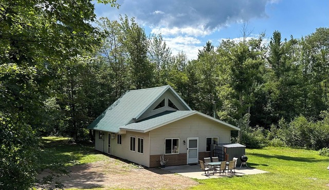 Charming 3-bedroom home in beautiful Ojibwa
