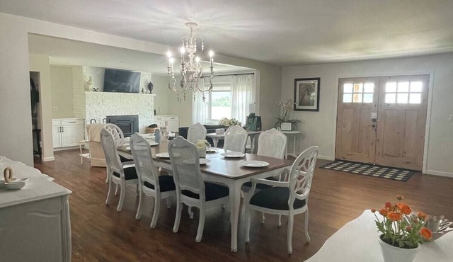 Charming 3-bedroom house with WiFi and AC in superb Accident.nDeep Creek Lake