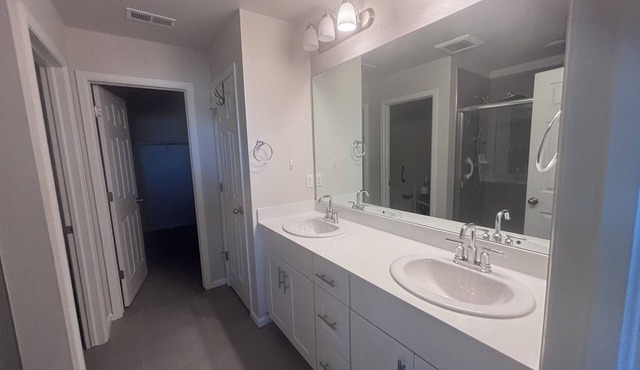 Charming 3-bedroom houseand and a. 2.5 bathroom available in brighton colorado.