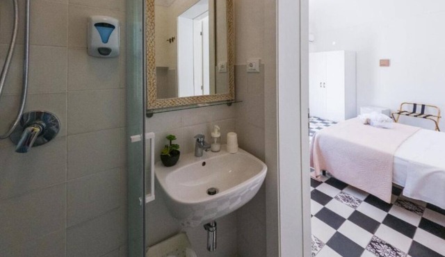 Charming 3-bedroom house with AC, WiFi in amazing Hollywood