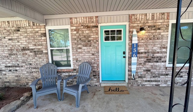 Charming 3-bedroom house in beautiful Kaw City just minutes from Kaw Lake.