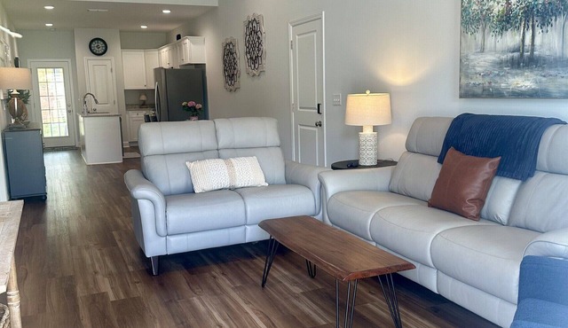 Charming 3-bedroom house in LaGrange, Close to Downtown and College