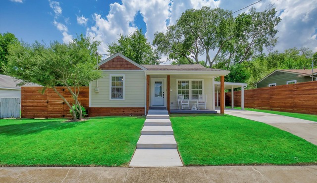 Charming 3-bedroom house steps from Downtown McKinney