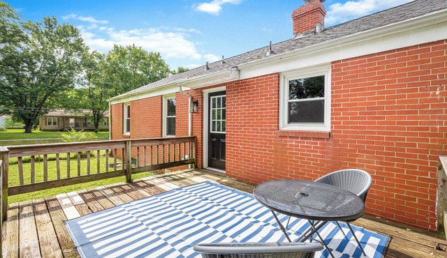 Charming 3-bedroom house with AC and WiFi in wonderful Richmond