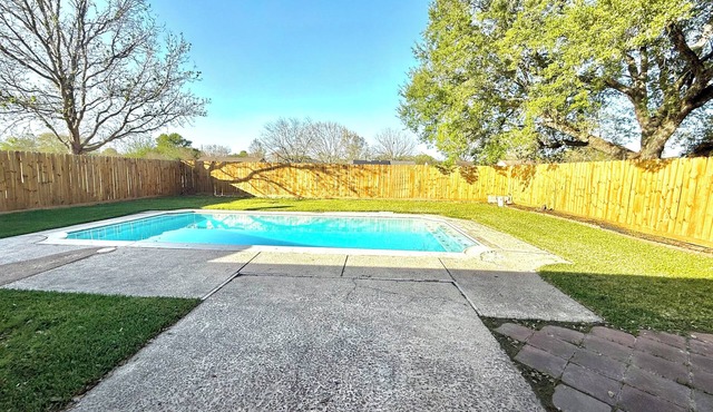 Charming 3-bedroom house with its own private pool