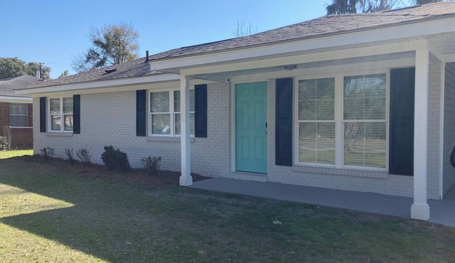 Charming 3-bedroom house in Savannah