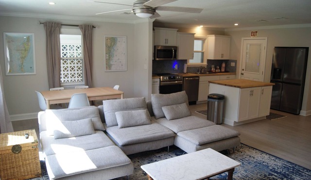 Charming 3-bedroom house in St. Marys with AC, WiFi