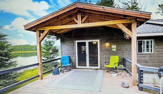 Charming 3-bedroom house on Lake Amnicon, in Superior, WI.