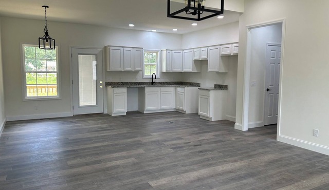 Charming 3-bedroom house with WiFi and AC in fabulous Tazewell