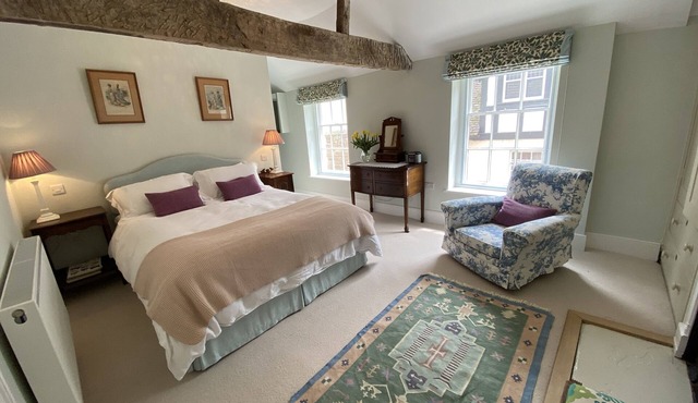 Charming 3 bedroom house in the heart of Ludlow