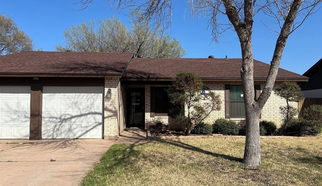 Charming 3-bedroom house in delightful Abilene.Minutes from Dyess Air Force Base