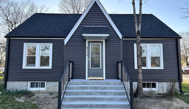 Charming 3-bedroom house in delightful Advance with AC, WiFi