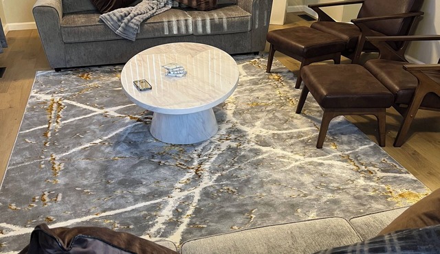 Charming 3-bedroom house with WiFi, and AC.