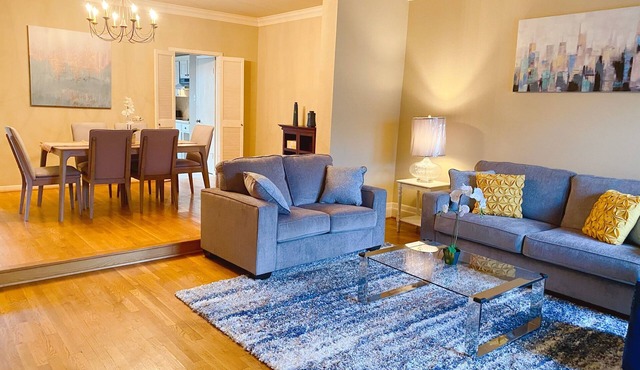 Charming 3-bedroom House with AC, WiFi in fabulous Houston I 0.3mile NASA