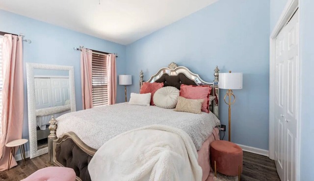 Charming 3-bedroom house with WiFi, AC in enjoyable Lithonia