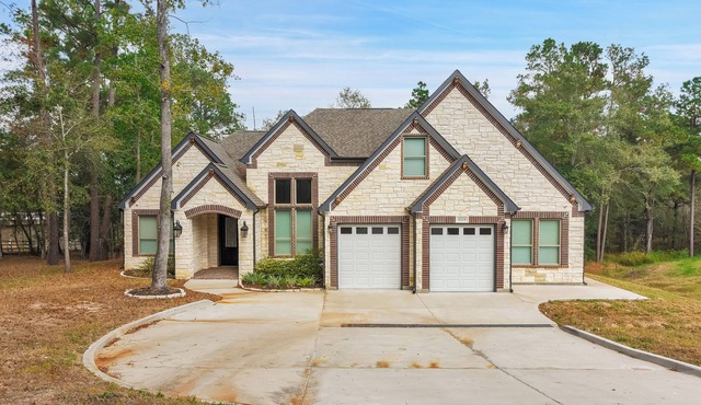 Charming 3-bedroom house in fabulous Magnolia with WiFi and AC by Lake Conroe