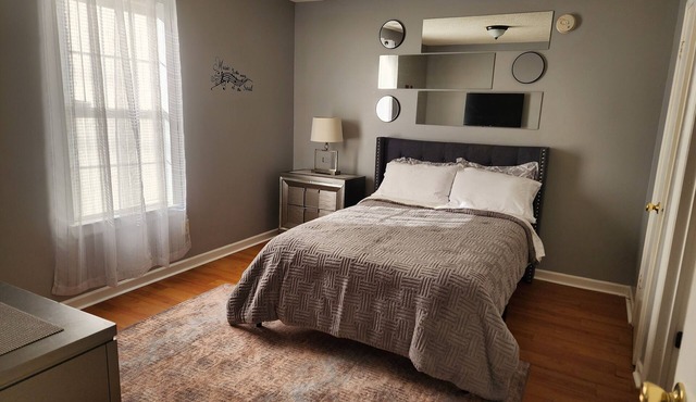 Charming 3-bedroom house in lovely Memphis with AC, WiFi