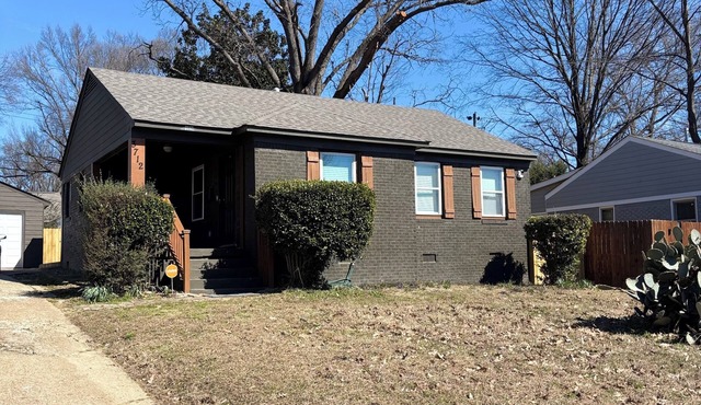 Charming 3-bedroom house with WiFi and AC in the fabulous Memphis.