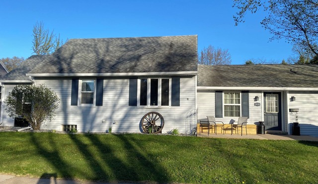 Charming 3-bedroom house in Mosinee with AC