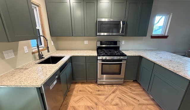 Charming 3-bedroom house in Oakmont with AC, WiFi