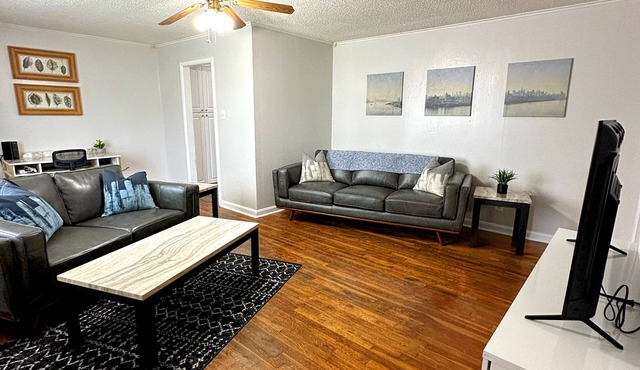 Charming 3-bedroom house with AC and WiFi in Osceola near Big River Steel