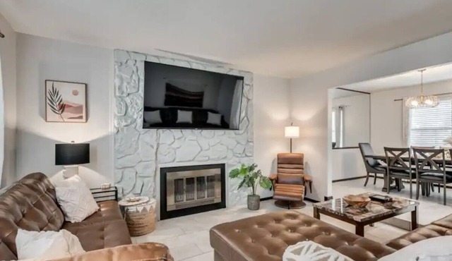 Charming 3-bedroom house in Shawnee with AC and WiFi