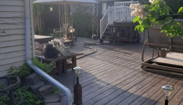 Charming 3-bedroom house with AC, WiFi in fabulous Ottawa