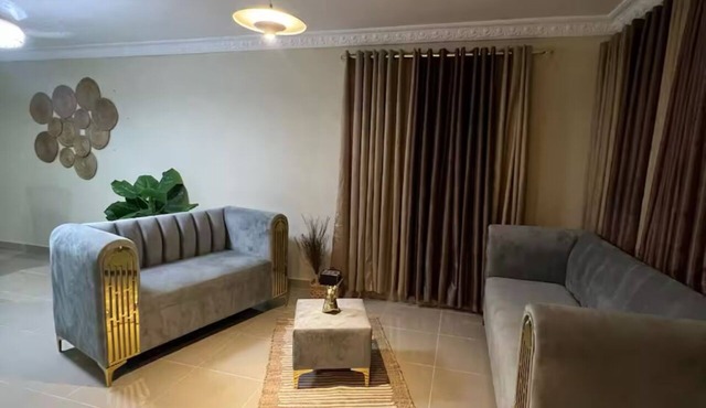 Charming 3-bedroom house with WiFi, AC, in gorgeous las lagunas de nisibon