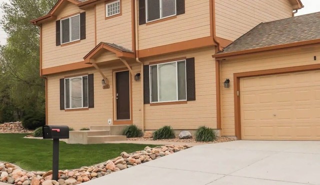 Charming 3-bedroom house with AC and WiFi in wonderful Denver